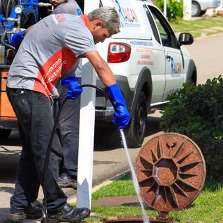  Desentupidora Sorocaba Limpa Fossa Sorocaba Caça Vazamento Sorocaba